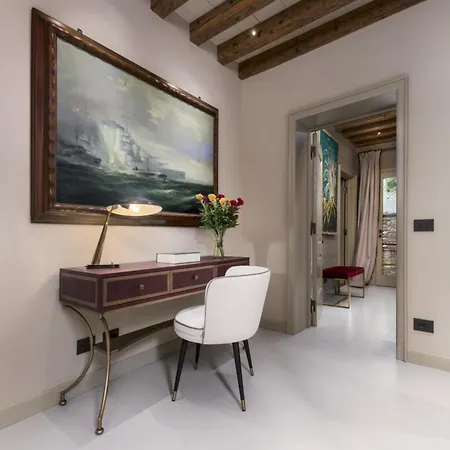 Dimora Orlando A Breathtaking Venetian Mansion With Private Courtyard! Apartamento Veneza
