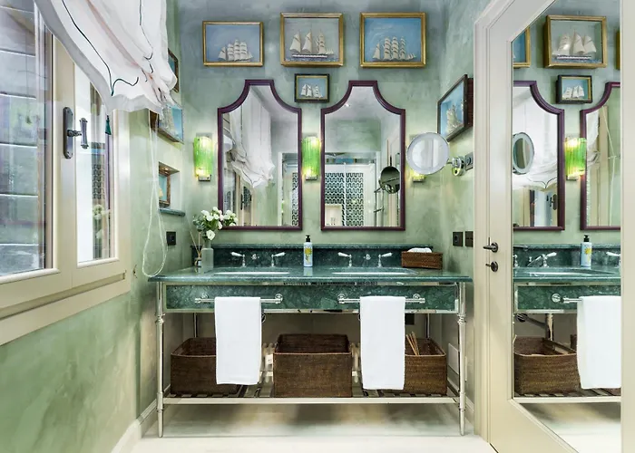 דירה Dimora Orlando A Breathtaking Venetian Mansion With Private Courtyard!