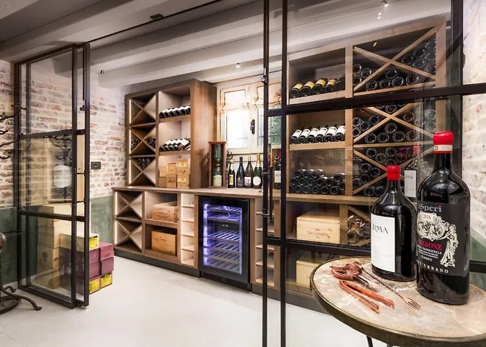 Dimora Orlando A Breathtaking Venetian Mansion With Private Courtyard!