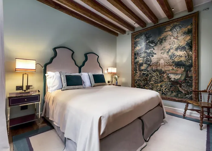 Dimora Orlando A Breathtaking Venetian Mansion With Private Courtyard!