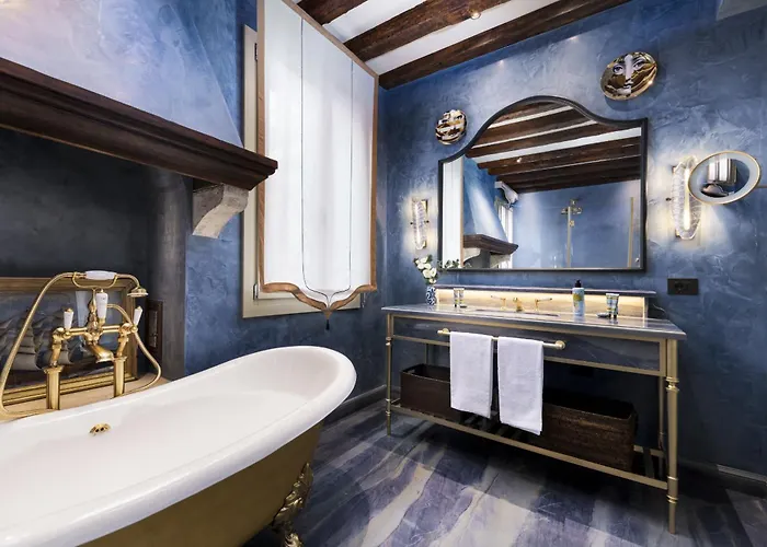 Dimora Orlando A Breathtaking Venetian Mansion With Private Courtyard! דירה ונציה